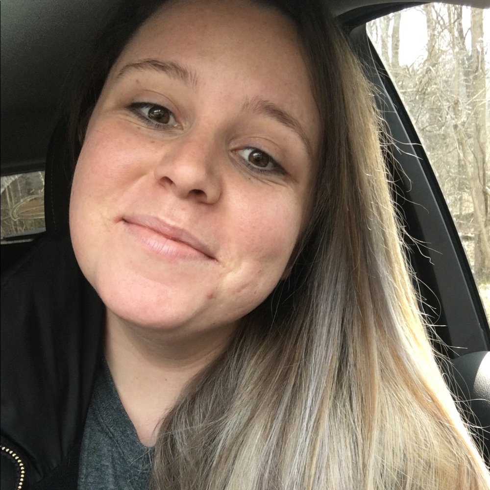 Meet your Posher, Kara